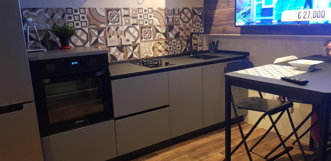 La Suite Al Centro Citta Катания Экстерьер фото
